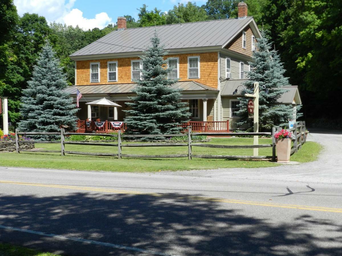 Waybury Inn East Middlebury Экстерьер фото